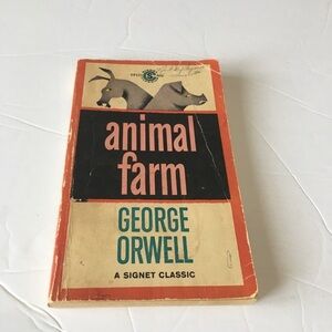 Animal Farm by George Orwell - Classic Edition